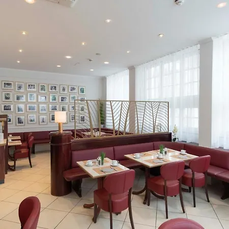 Star-apart Hansa Hotel 4*