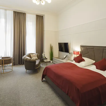 Star-apart Hansa Hotel 4*