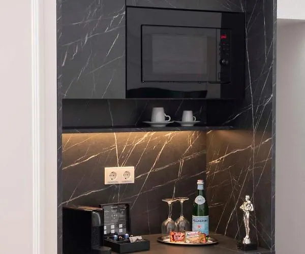 Star-apart Hansa Hotel